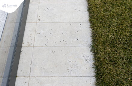 Kameň Slovakia TRAVERTÍN ANTIK ATR22 hr.1,2 cm obklad / dlažba